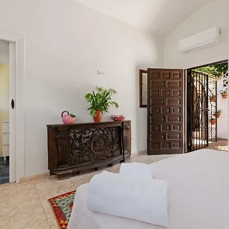 Luxury Sophora Near Banus Villa *