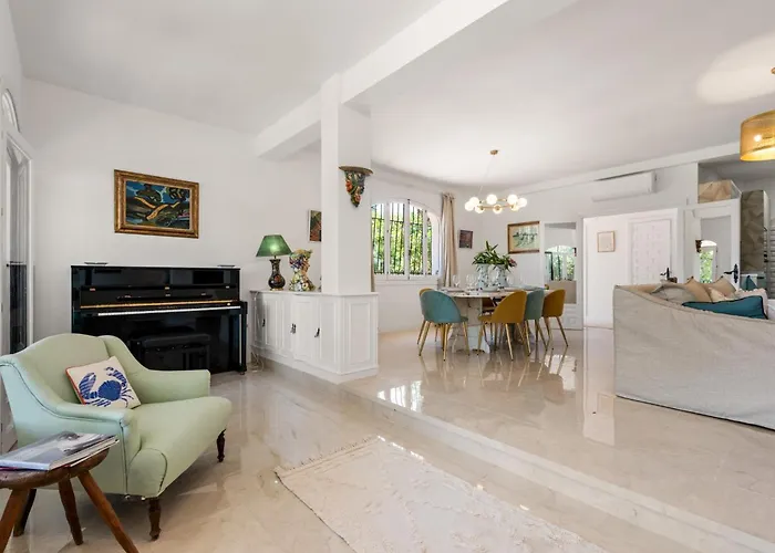 Luxury Sophora Near Banus فيلة