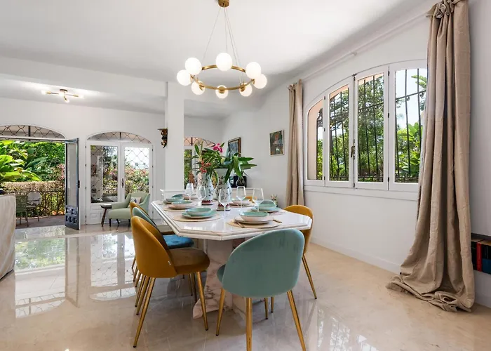 Luxury Sophora Near Banus فيلة